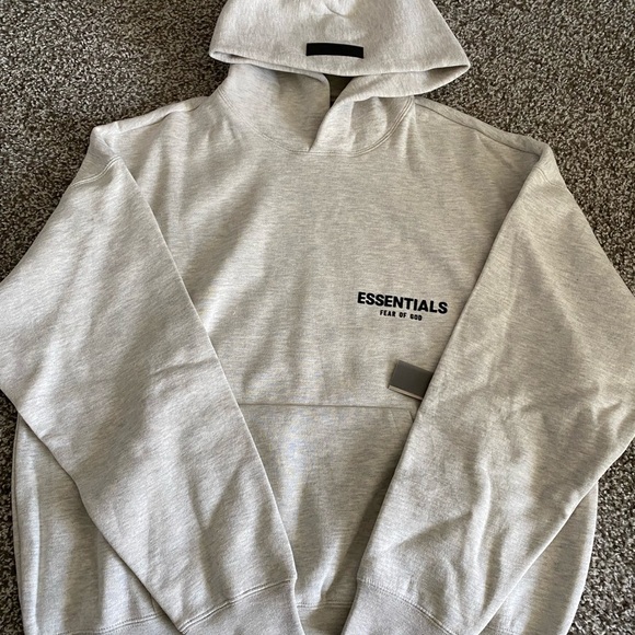 Fear of God Tops - ESSENTIALS FEAR OG GOD LIGHT OATMEAL PULLOVER HOODIE SIZE L